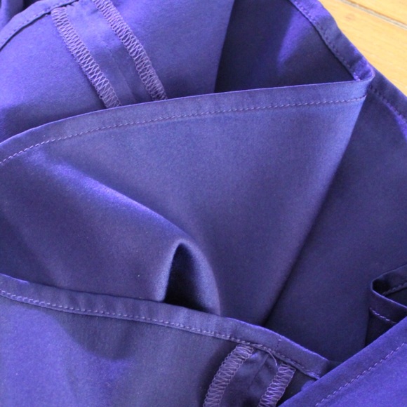 St. John Silk Purple Ruffled Sleeveless Undershirt Petite - Picture 6 of 7